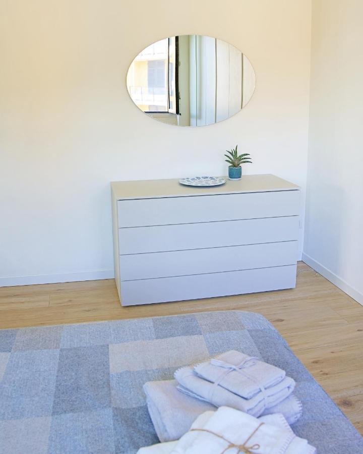 The Blue - Lake / City View Modern Apt Near Villa Olmo Como Exterior photo